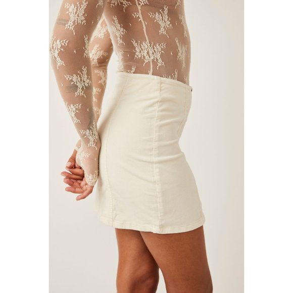 🎉LAST CHANCE🎉 FREE PEOPLE Layla Cord Mini Skirt / Cheesecake - Picture 6 of 11